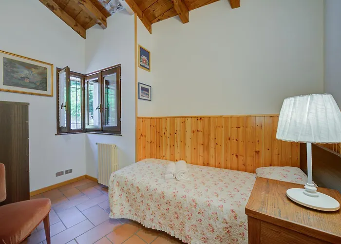 Вилла Il Castagno Few Min From - Happy