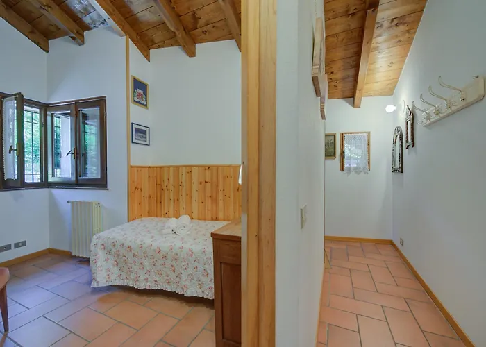 Вилла Il Castagno Few Min From - Happy