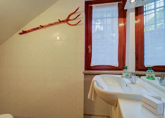 Вилла Il Castagno Few Min From - Happy