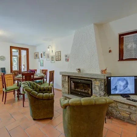 Il Castagno Few Min From - Happy Castelveccana