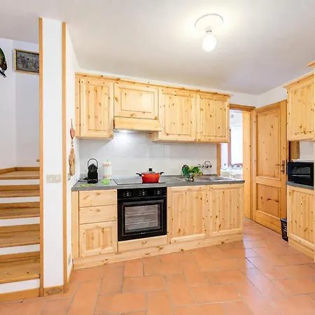 Il Castagno: Few Min From Beach, 2br *