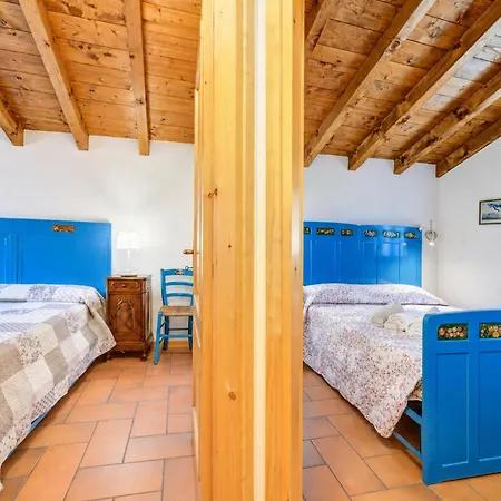 Il Castagno: Few Min From Beach, 2br Castelveccana