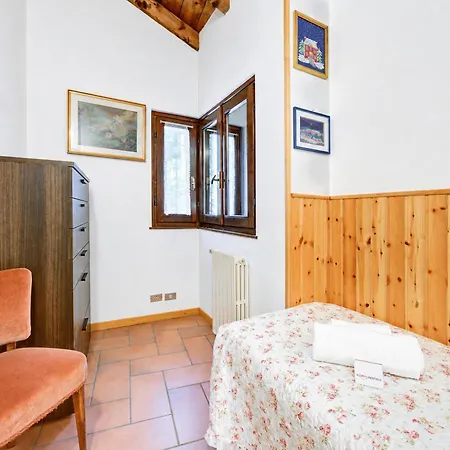 Villa Il Castagno: Few Min From Beach, 2br