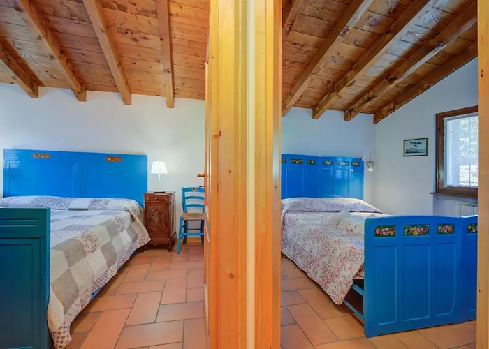 فيلة Il Castagno Few Min From - Happy Castelveccana